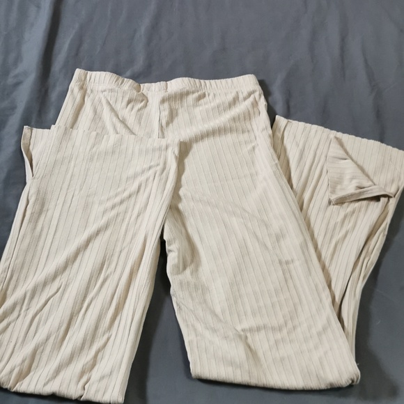 pants - Picture 2 of 2